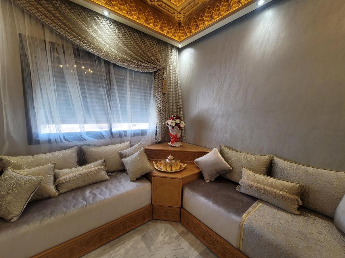 ZR Comfort Delux Fez Buitenkant foto