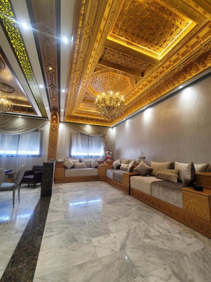 ZR Comfort Delux Fez Buitenkant foto